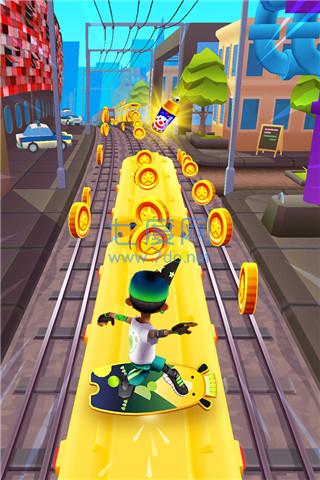 地铁跑酷牛津版国际服无限金币无限钥匙(SUBWAY SURF)