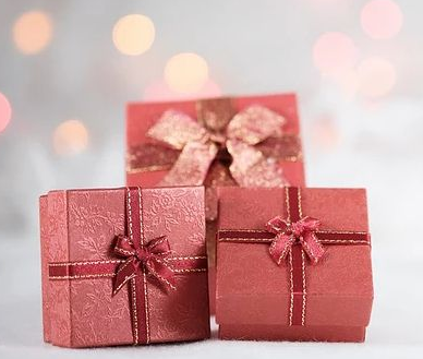 圣诞节收到礼物的惊喜说说2021圣诞节收到礼物的开心句子