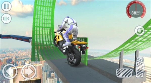 摩托车特技3D游戏图1