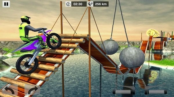 摩托车空中特技赛图2
