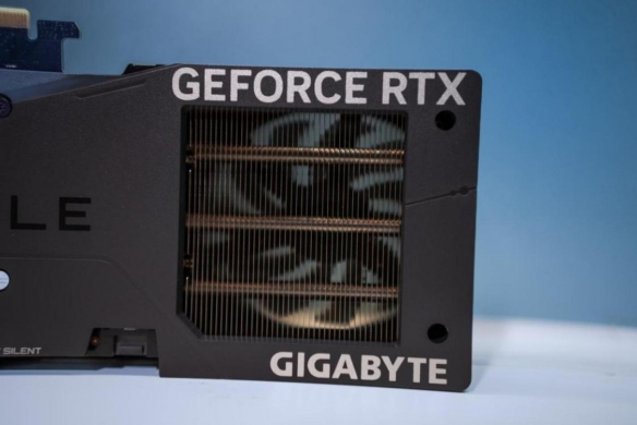 高性价比享百帧全特效光追!RTX 4060 Ti猎鹰首发评测