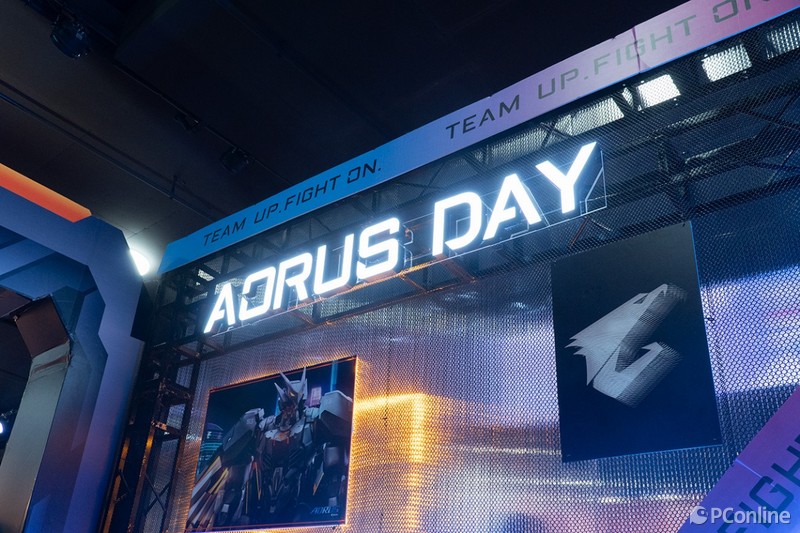 AORUSDAY上海站｜新钛雕X惊艳亮相，11000MHz+超频轻松达成