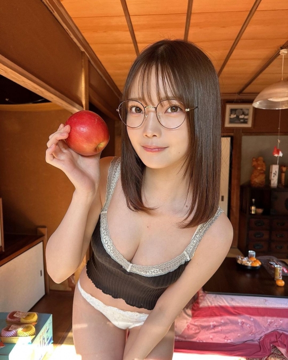 贫乳才是正义！清纯樱花妹“新谷姬加”美照欣赏