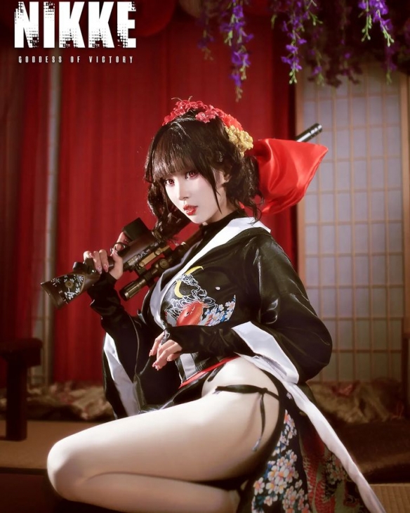 身材颜值都十分的火辣！韩国美女Coser@roxanne.kho