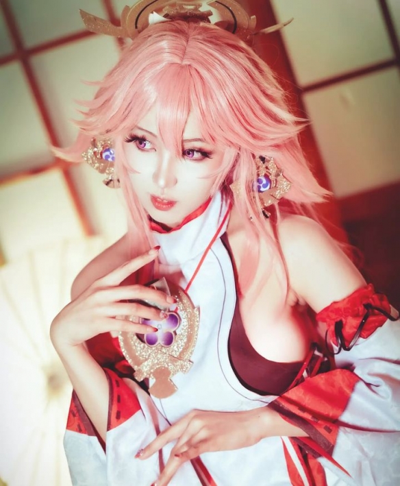 身材颜值都十分的火辣！韩国美女Coser@roxanne.kho