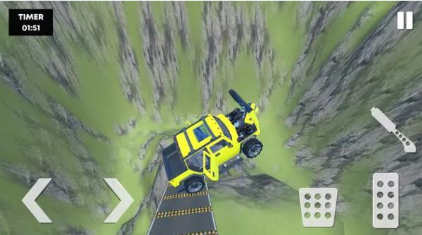 Car VS Speed Bump Car Crash图1